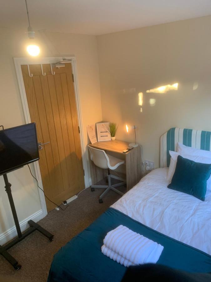 Cosy Room With Private Entrance & Ensuite Reading Dış mekan fotoğraf