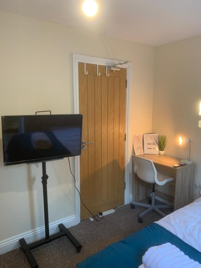 Cosy Room With Private Entrance & Ensuite Reading Dış mekan fotoğraf