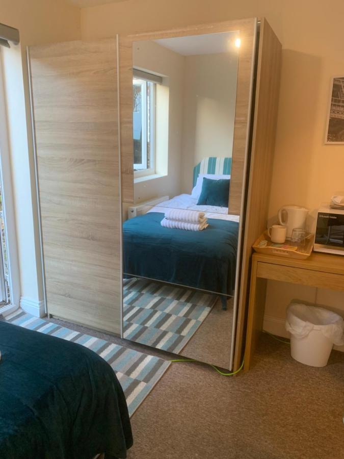 Cosy Room With Private Entrance & Ensuite Reading Dış mekan fotoğraf