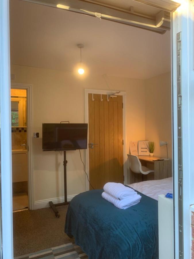 Cosy Room With Private Entrance & Ensuite Reading Dış mekan fotoğraf