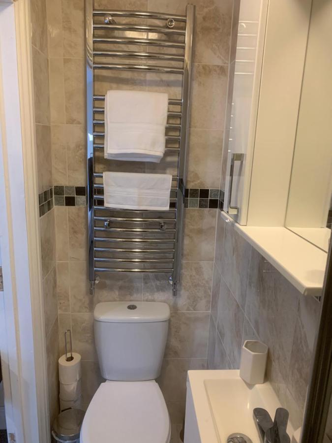 Cosy Room With Private Entrance & Ensuite Reading Dış mekan fotoğraf